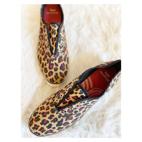 Keds - Red Leopard Canvas Slip Ons sz.11 - Picture 2 of 6